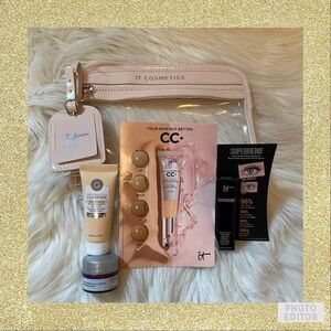 It Cosmetics Travel Set - New